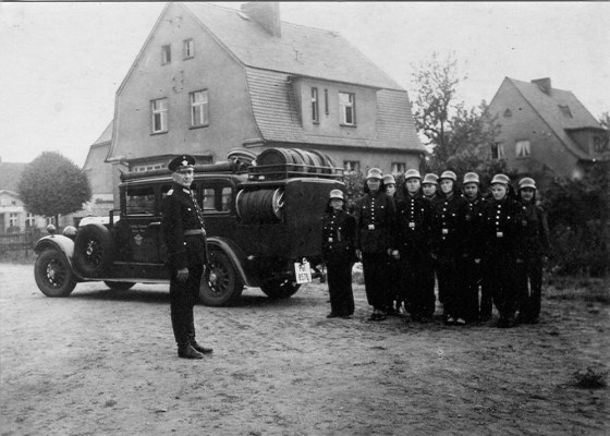 Feuerwehrmannschaft B2.jpg